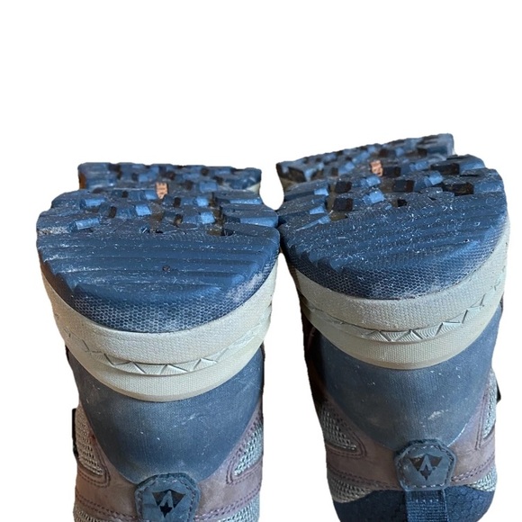 VASQUE Mens 7742 BREeze Waterproof Hiking Boots Sz Mens 8.5M - Picture 9 of 15